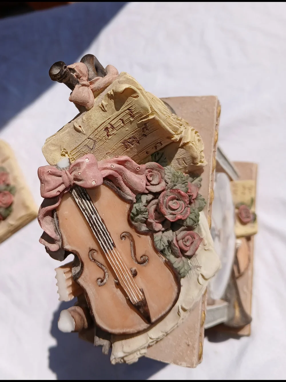 2 Handpainted Music Themed Bookemds & Matching Working Clock